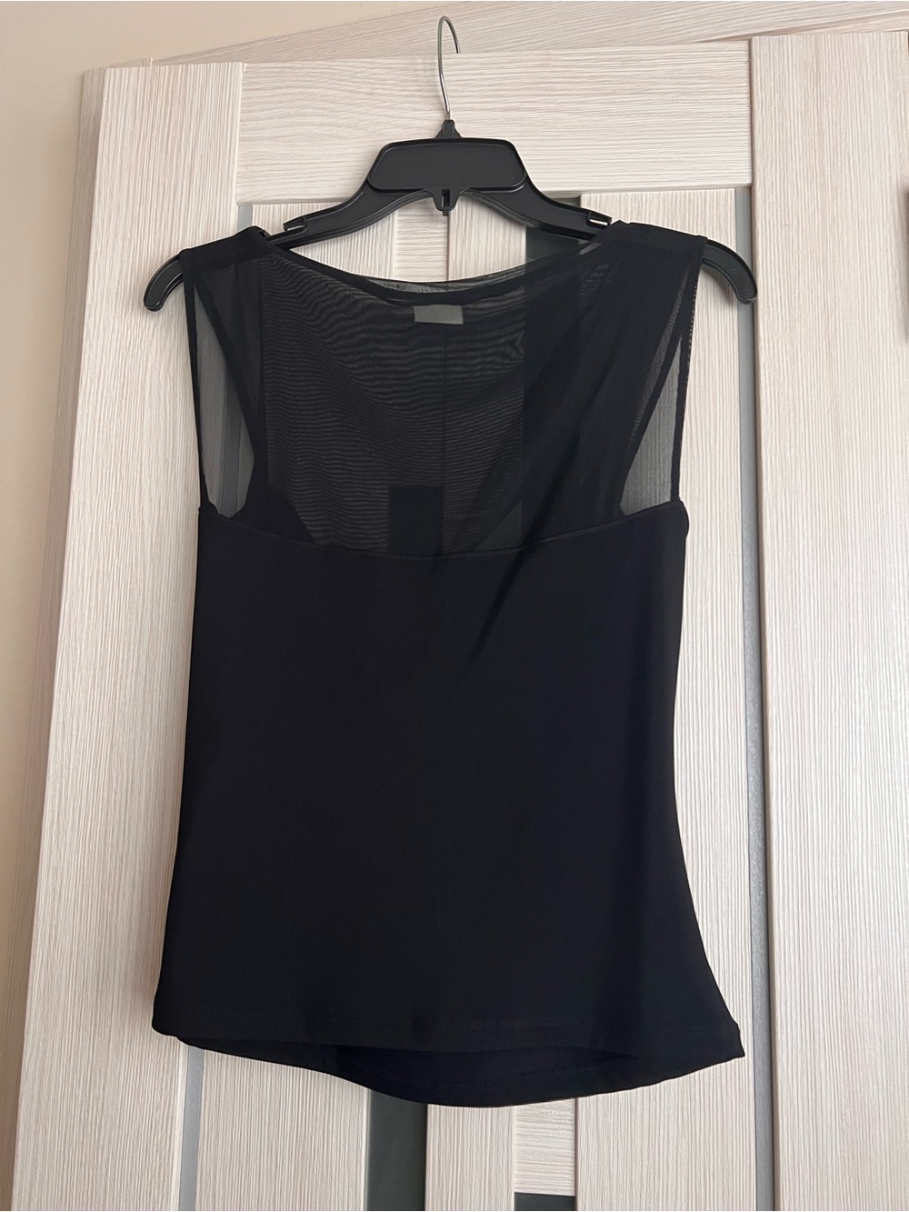 Abercrombie & Fitch Black Sleeveless Sheer Yoke Camisole